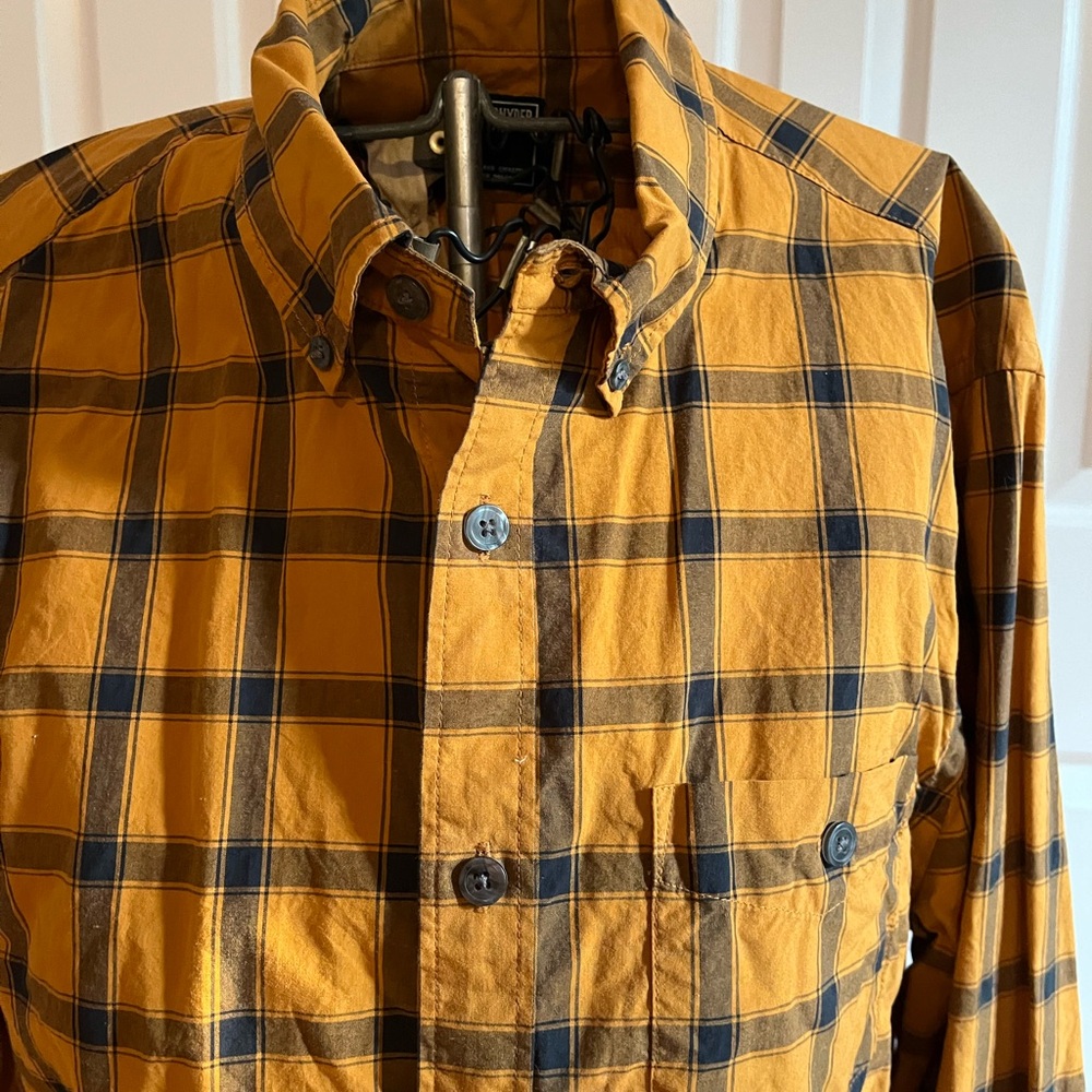 Todd Snyder yellow/black plaid button down shirt. Men’s medium
